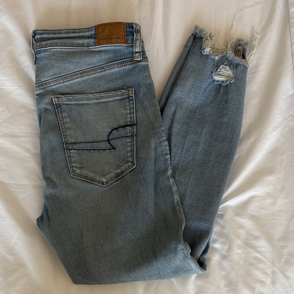 American Eagle Outfitters Ripped Light Blue Jeans Jegging - Picture 1 of 8